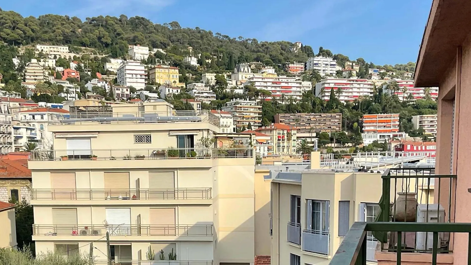 Lympia - One Bedroom Apartment Near The Port Nice