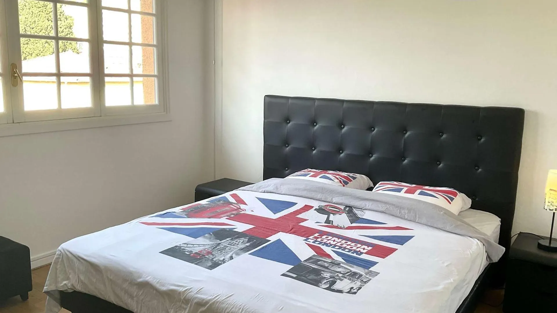 Lympia - One Bedroom Apartment Near The Port Nice