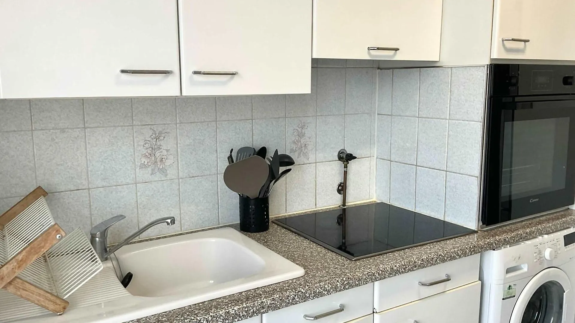 Lympia - One Bedroom Apartment Near The Port Nice France